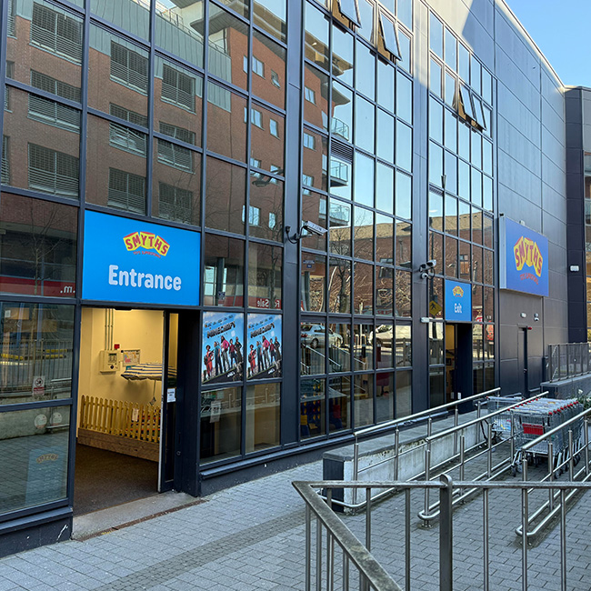 storeImage
